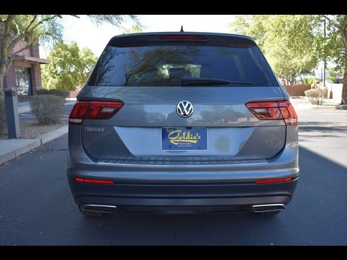 Used 2021 Volkswagen Tiguan S FWD image 9
