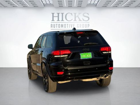 Used 2020 Jeep Grand Cherokee Altitude image 7