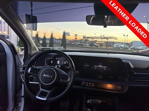Used 2023 Kia Sportage EX image 22
