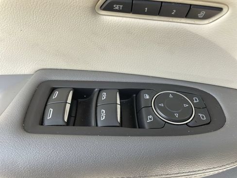 Used 2021 Cadillac XT5 Premium Luxury FWD image 25