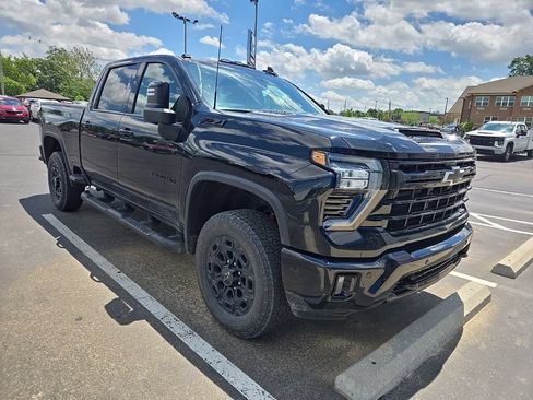 Used 2024 Chevrolet Silverado 3500 LTZ w/ LTZ Plus Package AWD/4WD image 1