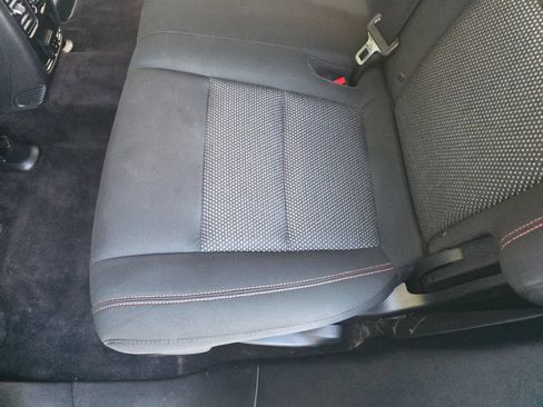 Used 2017 Jeep Grand Cherokee Laredo AWD/4WD image 34