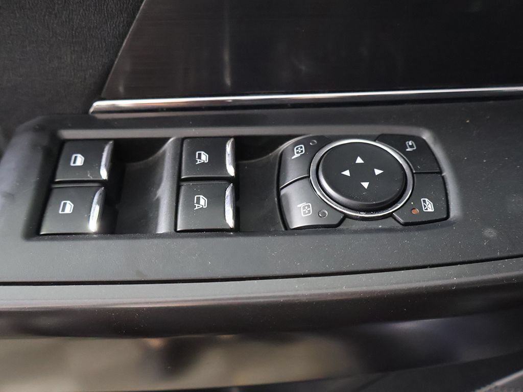 Used 2024 Ford F150 Lariat AWD/4WD image 35
