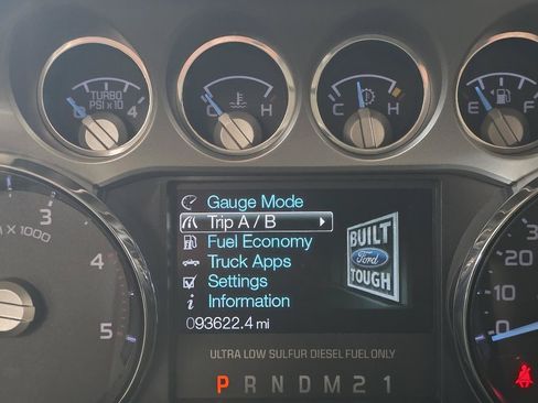 Used 2015 Ford F250 Lariat w/ Lariat Ultimate Package AWD/4WD image 18