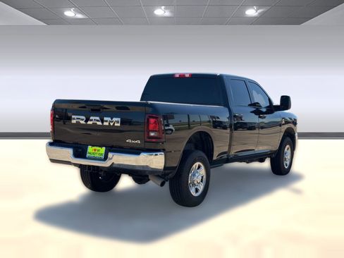 Used 2025 RAM 2500 Tradesman w/ Chrome Appearance Group AWD/4WD image 9