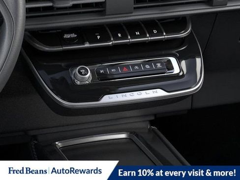 New 2026 Lincoln Corsair Premiere image 17