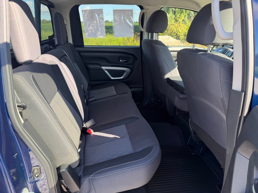Used 2022 Nissan Titan SV w/ Accessory Utility Package AWD/4WD image 20
