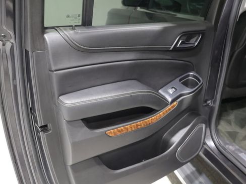 Used 2015 Chevrolet Suburban LTZ AWD/4WD image 21