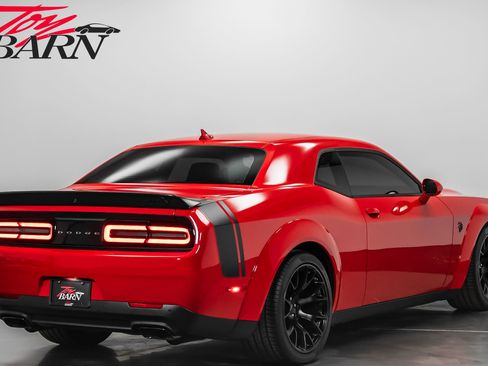 Used 2023 Dodge Challenger SRT Hellcat image 5