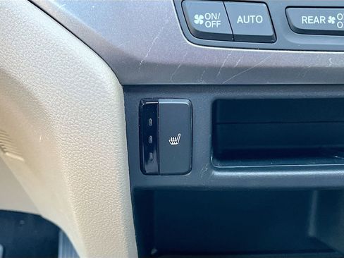 Used 2021 Honda Pilot EX-L image 19