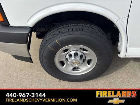 New 2026 Chevrolet Express 3500 image 49