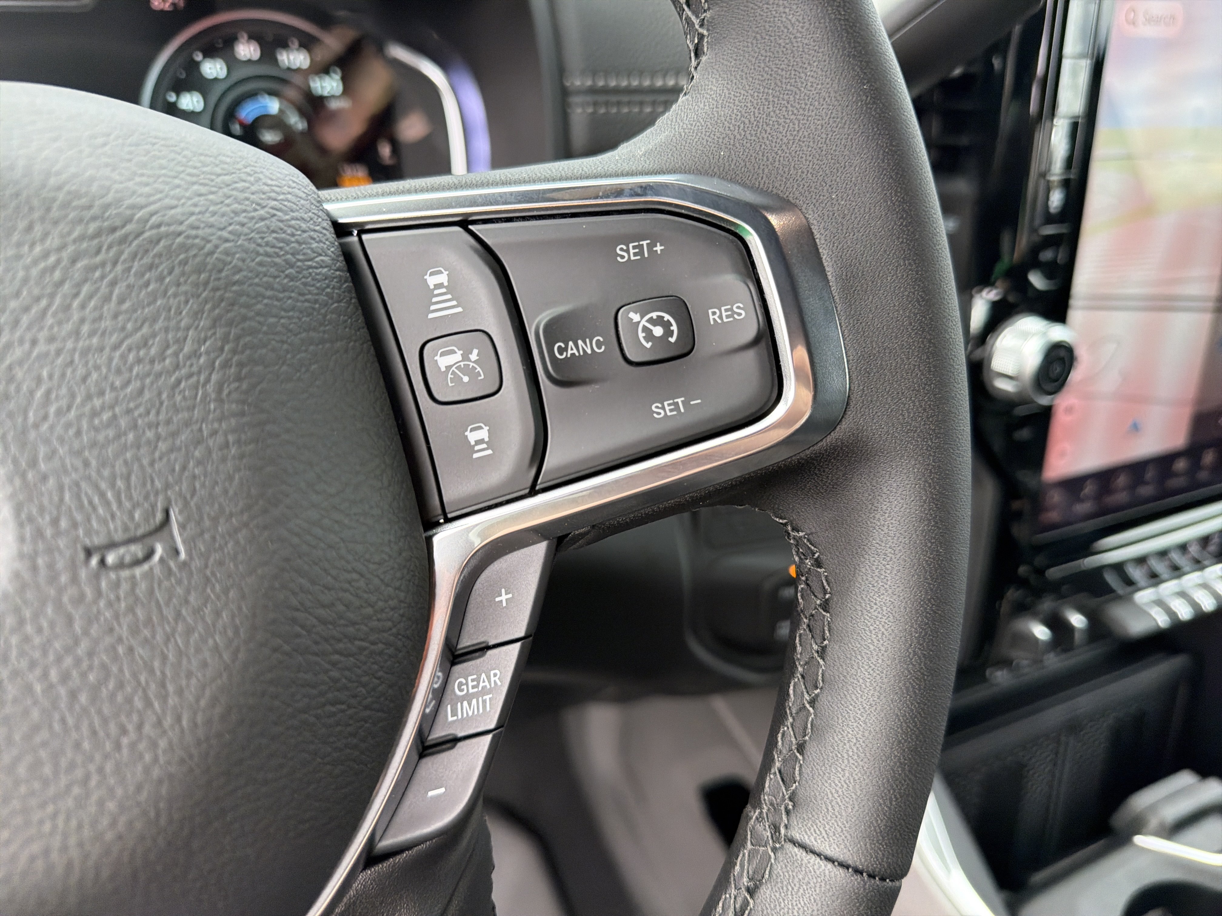 New 2026 RAM 2500 Laramie AWD/4WD image 20