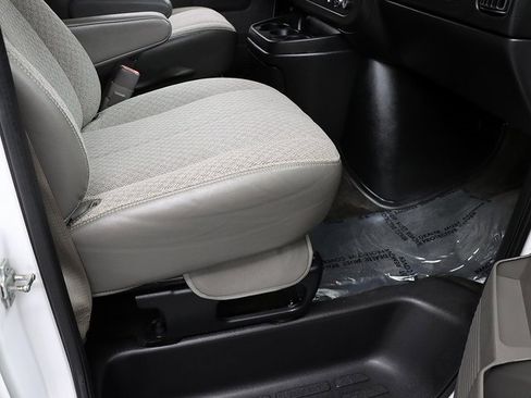 Used 2014 Chevrolet Express 3500 LT w/ LT Preferred Equipment Group image 25