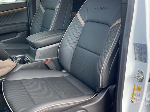 New 2026 GMC Canyon Denali image 11