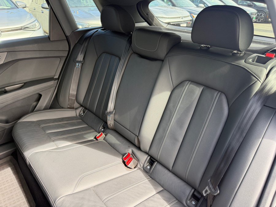 Used 2023 Audi Q4 e-tron Premium Plus AWD/4WD image 40
