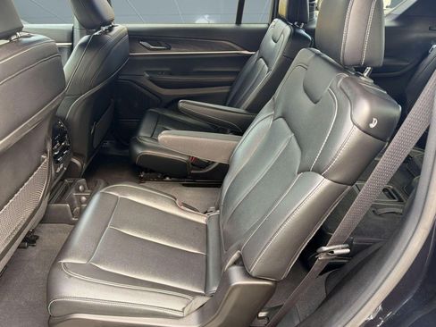 Used 2024 Jeep Grand Cherokee L Limited image 15