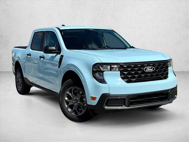 New 2026 Ford Maverick XLT FWD image 2