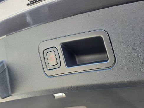 Used 2016 Tesla Model S P90D image 15