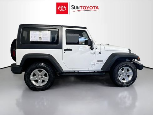 Used 2017 Jeep Wrangler Sport w/ Quick Order Package 24S AWD/4WD image 2