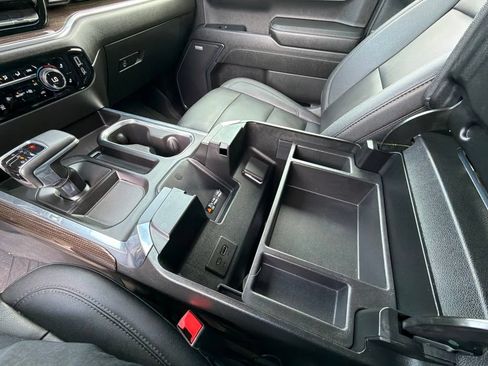 Used 2024 Chevrolet Silverado 1500 RST w/ Redline Edition AWD/4WD image 34