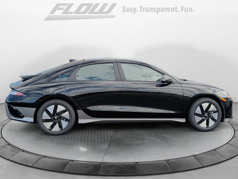 New 2025 Hyundai Ioniq 6 SE image 8