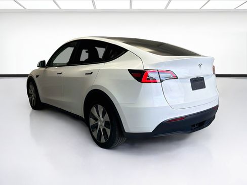 Used 2021 Tesla Model Y Long Range AWD/4WD image 6