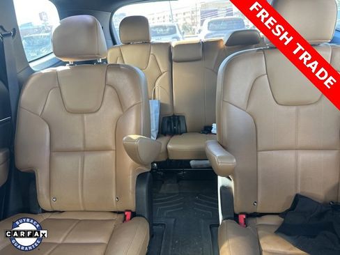 Used 2022 Kia Telluride SX w/ Towing Package image 7
