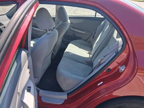 Used 2010 Toyota Corolla LE FWD image 13