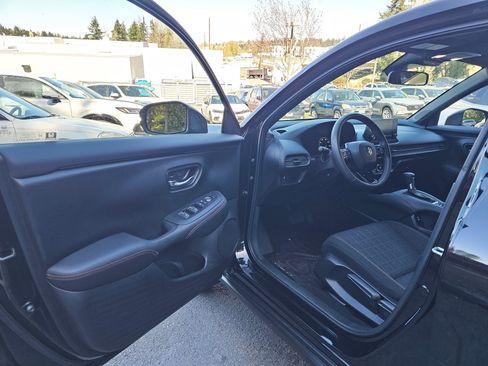 Certified 2025 Honda HR-V Sport image 20