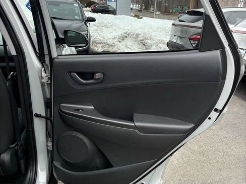 Used 2023 Hyundai Kona SEL image 44