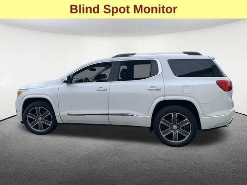 Used 2019 GMC Acadia Denali image 6