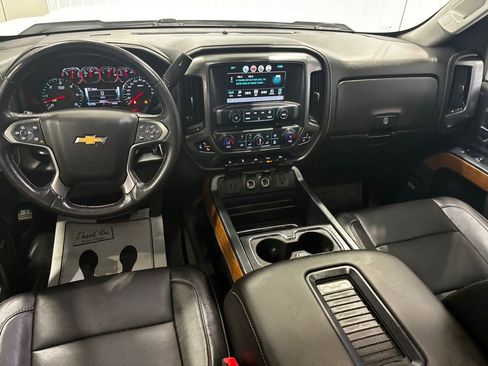 Used 2018 Chevrolet Silverado 1500 LTZ w/ Sport Package AWD/4WD image 31