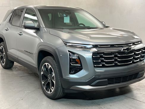 New 2027 Chevrolet Equinox LT w/ Convenience Package II AWD/4WD image 8