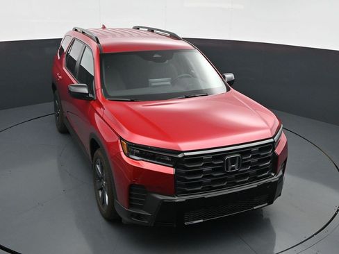 Used 2026 Honda Pilot Sport image 12