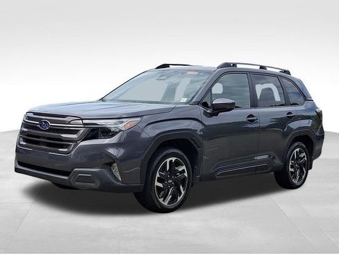 Used 2026 Subaru Forester Limited AWD/4WD image 3