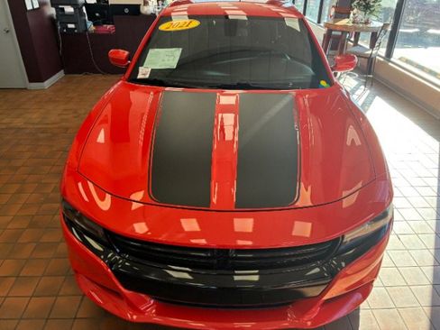 Used 2021 Dodge Charger SXT w/ Cold Weather Package AWD/4WD image 6