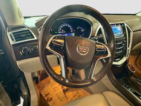 Used 2015 Cadillac SRX Luxury image 12