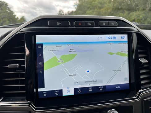 Used 2022 Ford F250 Lariat w/ Tremor Off-Road Package image 40