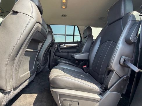 Used 2017 Buick Enclave Leather AWD/4WD image 13