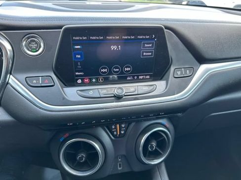 Used 2020 Chevrolet Blazer LT FWD image 8