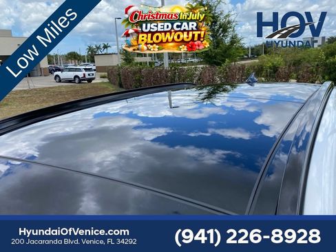 Certified 2024 Hyundai Tucson Limited FWD image 11