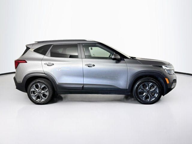 Certified 2024 Kia Seltos S AWD/4WD image 4