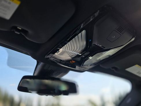 Used 2021 BMW X5 xDrive40i w/ Premium Package image 45