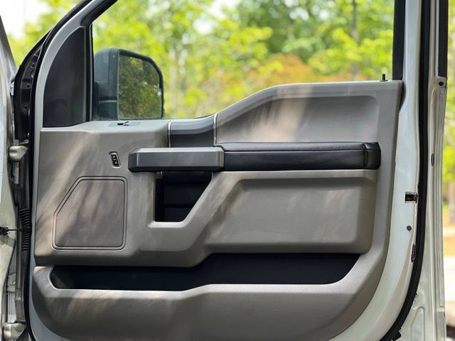 Used 2016 Ford F150 XLT w/ Equipment Group 302A Luxury AWD/4WD image 21