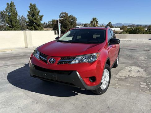 Used 2013 Toyota RAV4 LE image 5