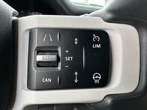 Used 2025 Land Rover Defender 110 S AWD/4WD image 20
