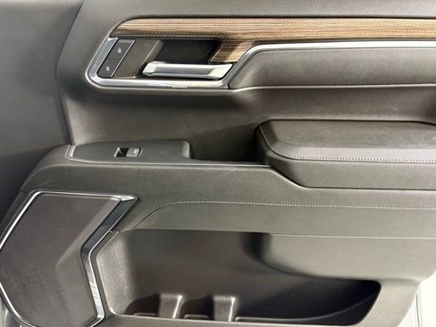 Used 2023 Chevrolet Silverado 1500 LT image 14