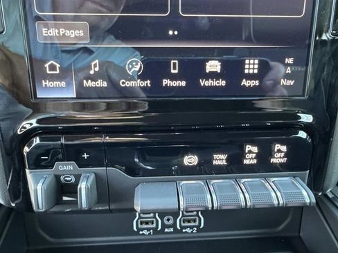 New 2026 RAM 2500 Laramie w/ Towing Technology Group image 26