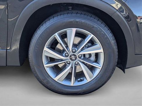 Used 2019 Hyundai Santa Fe Limited image 22