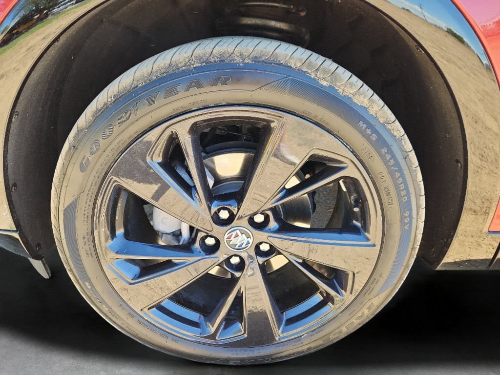 Used 2023 Buick Envision Preferred w/ Sport Touring Package AWD/4WD image 17